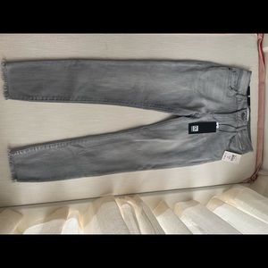 DL 1961 grey jeans/jegging size: 25 NWT